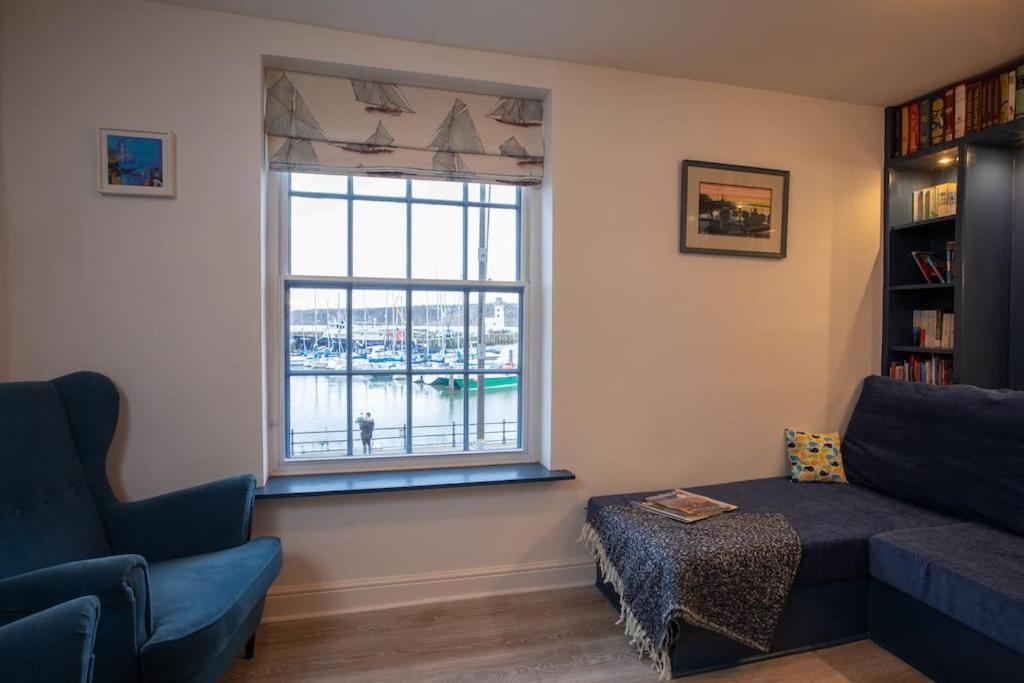Herring Girl House - Harbourside Property, Sleeps 8 Holiday home *